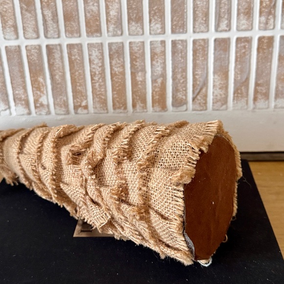 Rustic Burlap Holiday Tree - Picture 4 of 4